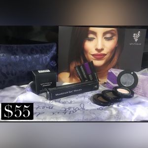 FREE MAKEUP BAG MINI EYESHADOW PALLET AND EPIC WATERPROOF MASCARA 🛍